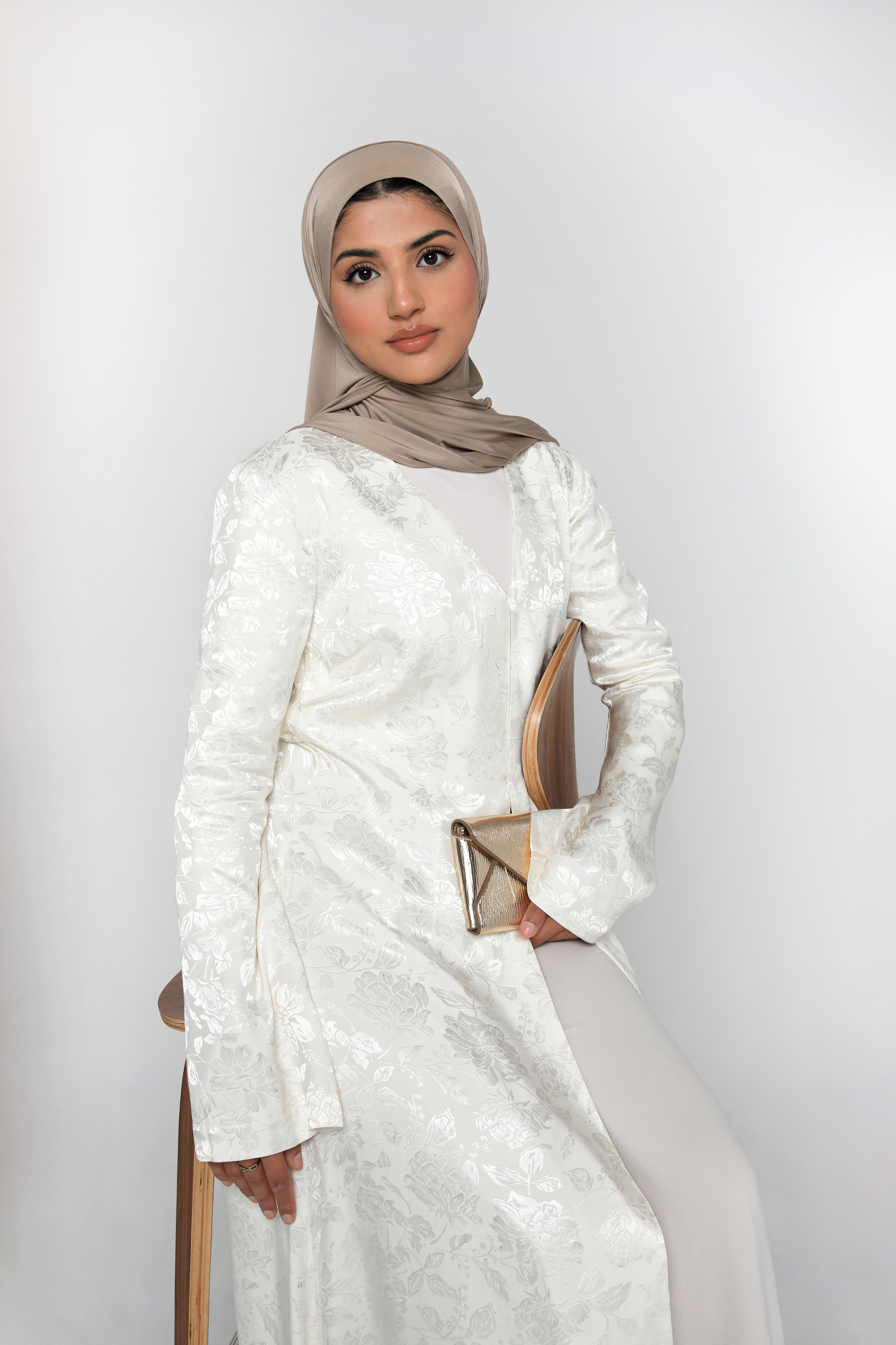 Zahra Open Abaya - Gardenia - Honey Hijabs, - Luxury Haute Hijabs, Honey Hijabs - Honey Hijabs