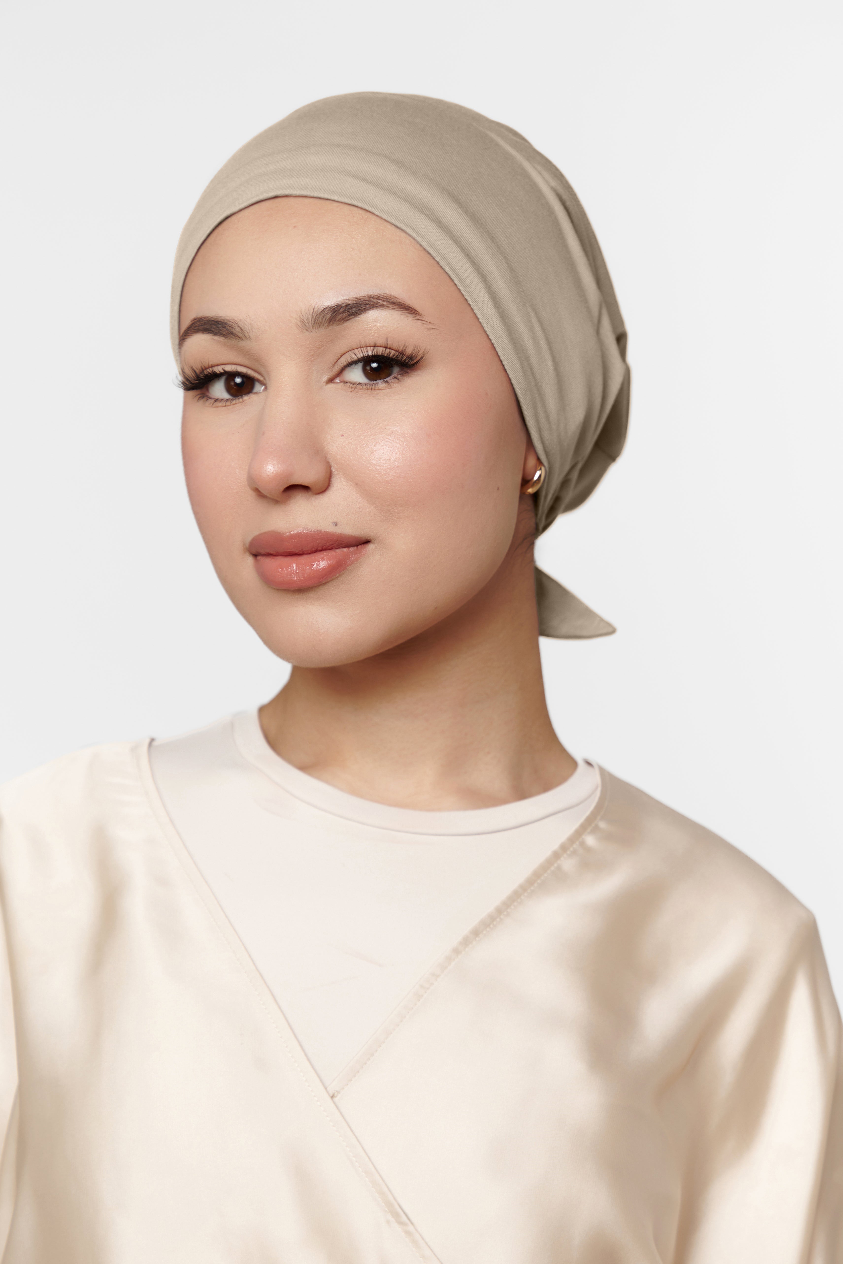 Velvet Grip Underscarf - Sand