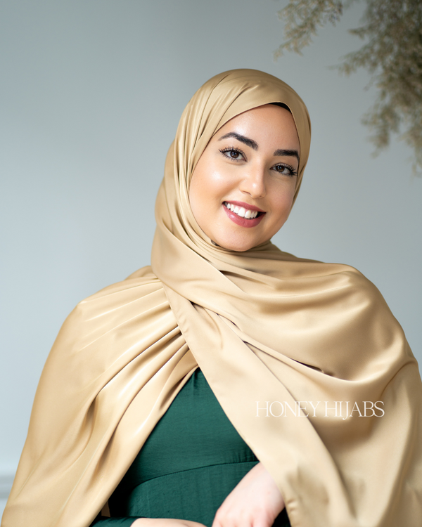 Matte Satin Hijab - Barely Beige