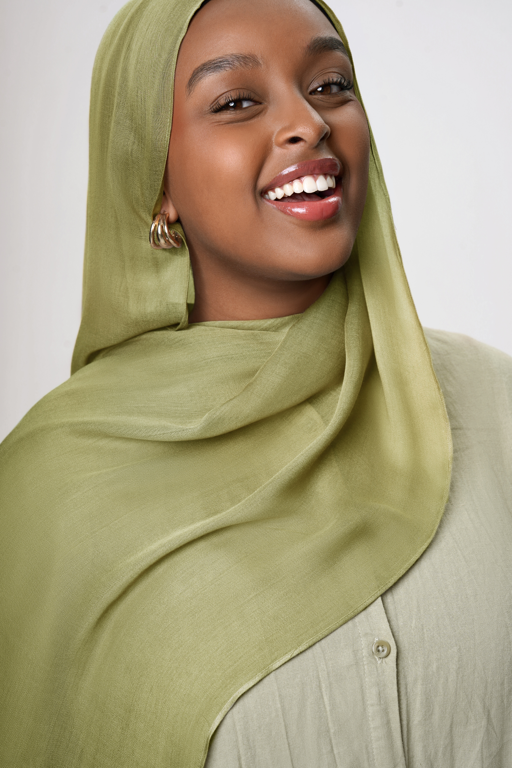 Lite Modal Hijab - Olive Bloom