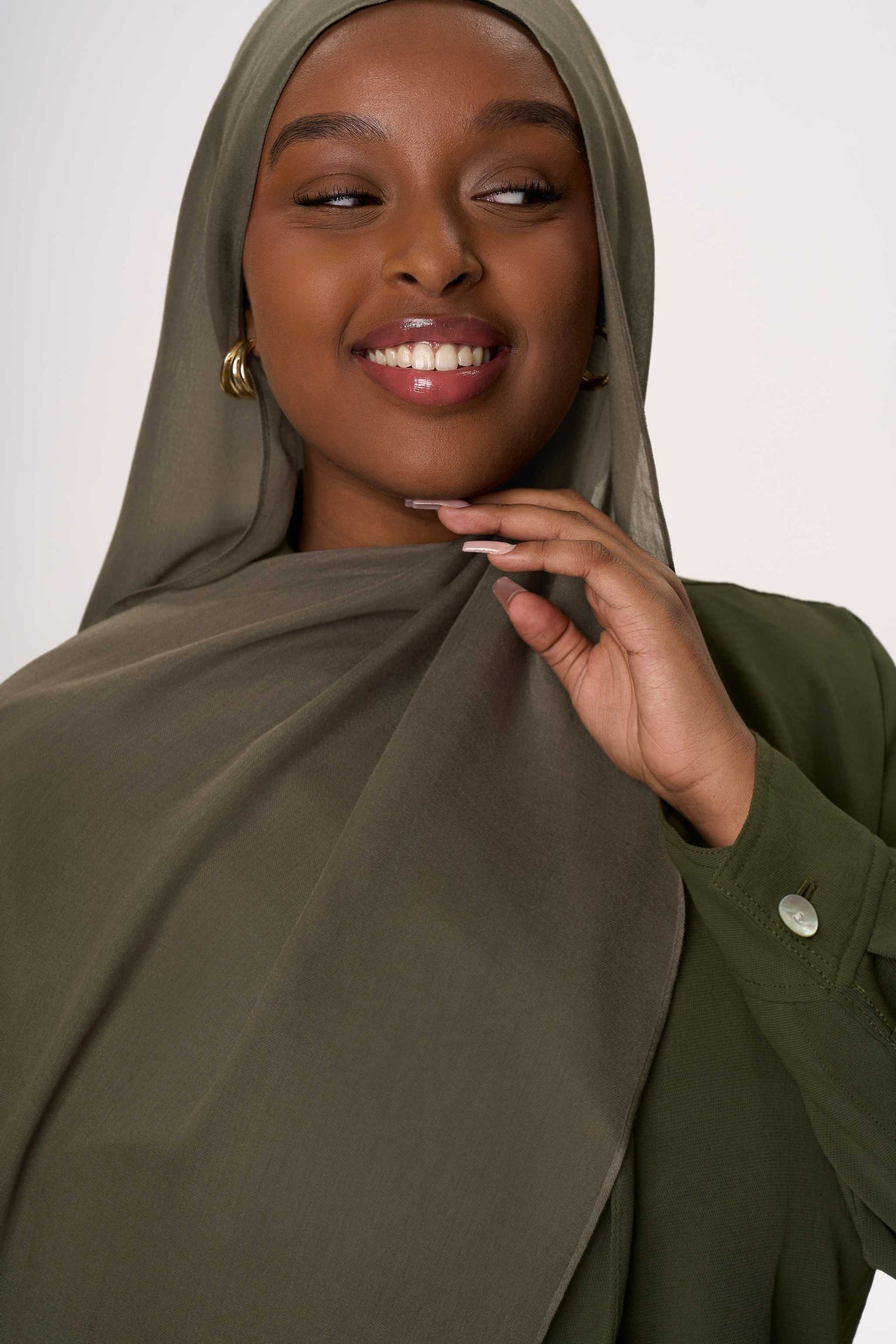 Lite Modal Hijab - Olive Queen