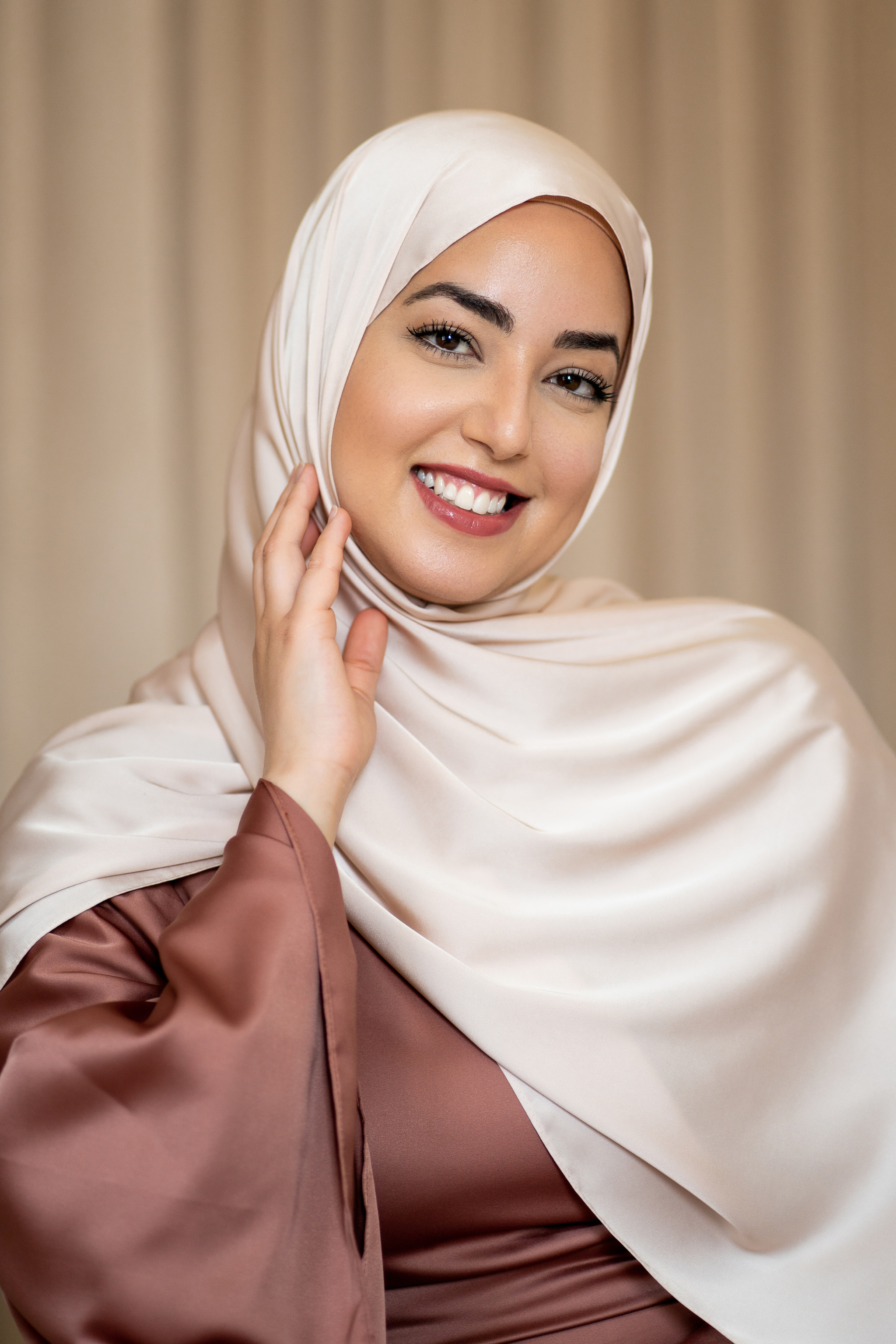 Matte Satin Hijab - Barely Beige