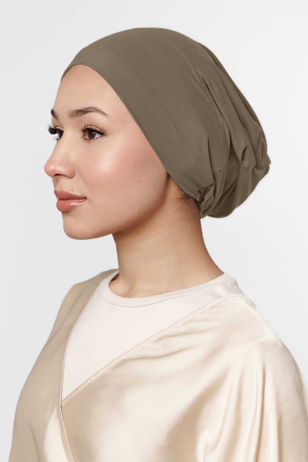 Velvet Grip Underscarf  - Olive Queen
